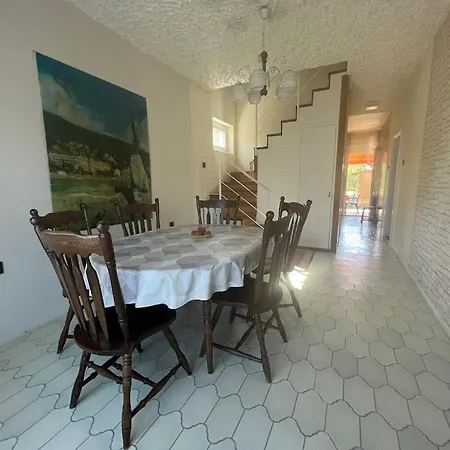 Lukacs Nyaralohaz Holiday home